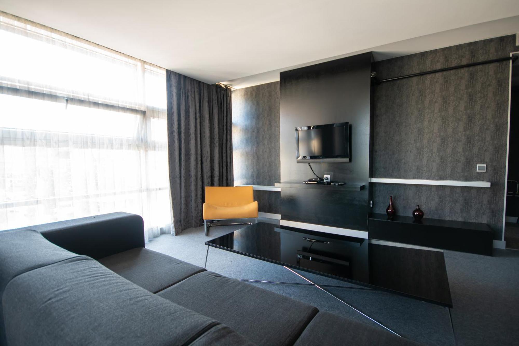 Vernazza Suites — Photos 1